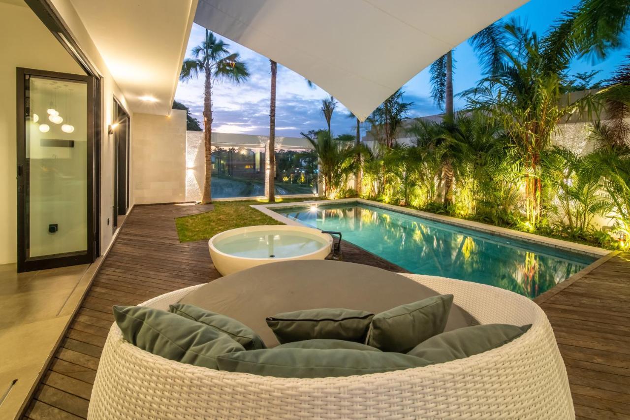 Rice Field View With Sauna Projector And Jacuzzi Unique Design Canggu  Luaran gambar